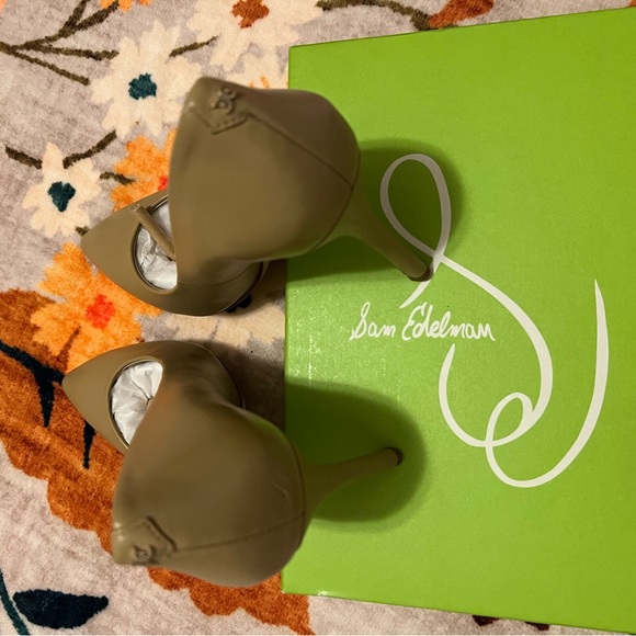 NEW w/ box Sam Edelman Tan Women's Pumps - Picture 8 of 12